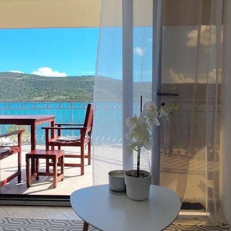 Apartman Mila Marina Buitenkant foto