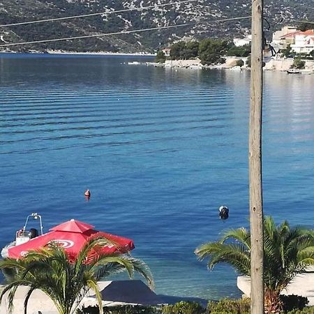 Apartman Mila Marina Buitenkant foto
